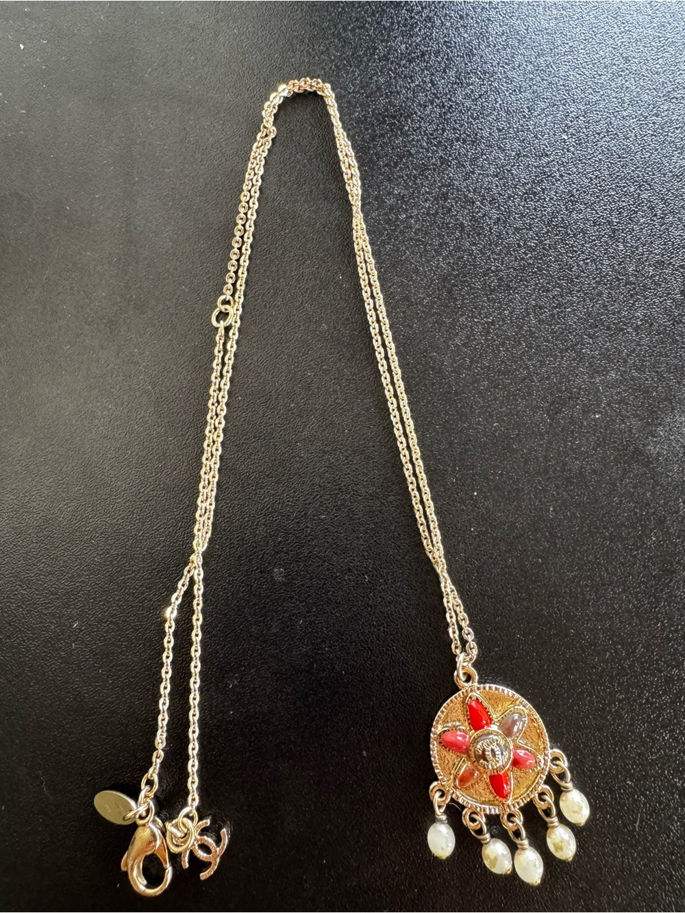 CHANEL Gripoix Gold-Tone Pendant Necklace with Red Enamel Flower and Pearl Drops - Picture 4 of 8